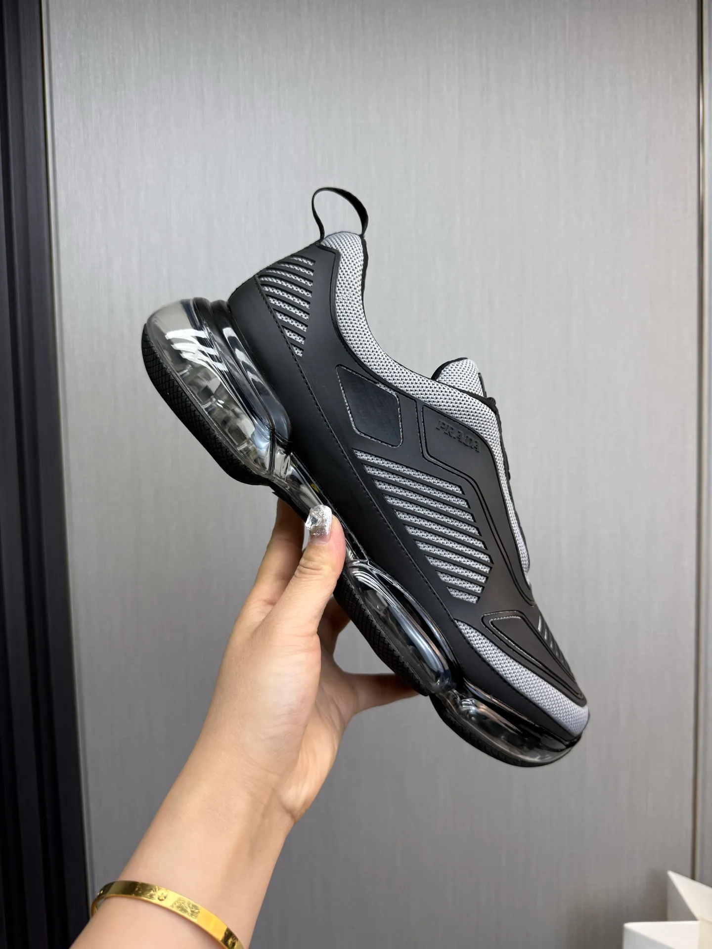 Men's shoes 💰640💰 [PRADA] Men's shoes are popular in the counter, high-quality shipments ✔️Official website synchronization, original fly-woven epoxy fabric + cowhide lining, 1⃣️ to 1⃣️ replica, original air-cushion original bottom, 38-45 (one size larger)